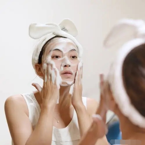 毛孔粗大怎么办怎么改善（毛孔粗大怎么办怎么修复）