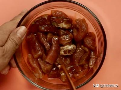 肉粽子的包法和做法视频（肉粽子怎么包法）