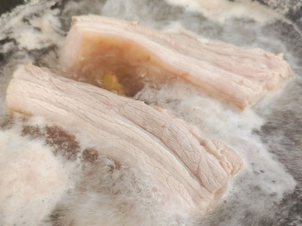 如何做红烧肉（如何做红烧肉好吃不腻视频）