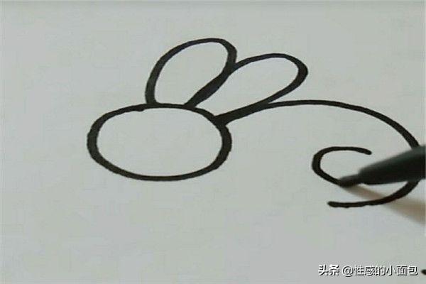 小白兔简笔画 儿童画（小白兔简笔画 儿童画图片）